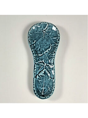 Green Cabbage Leaf Ceramic Spoon Rest Vintage Bordallo Pinheiro Style Majolica